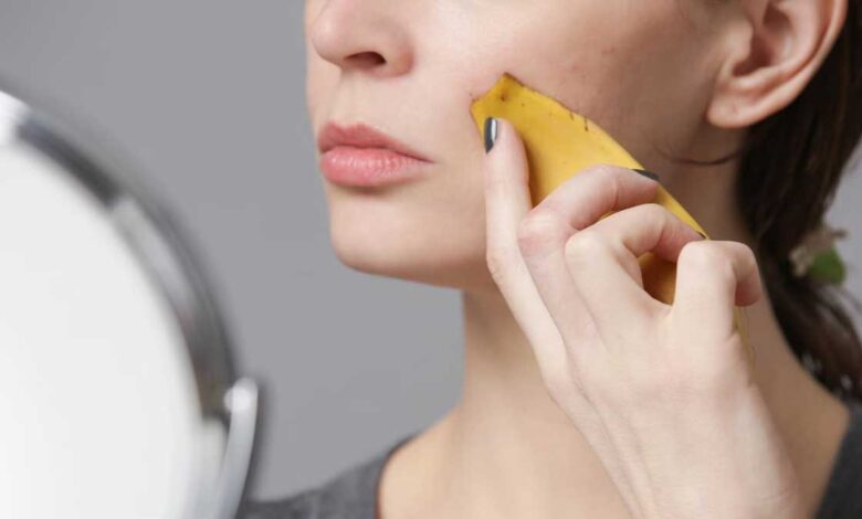 5 Banana Peels Face Packs for Glowing Skin