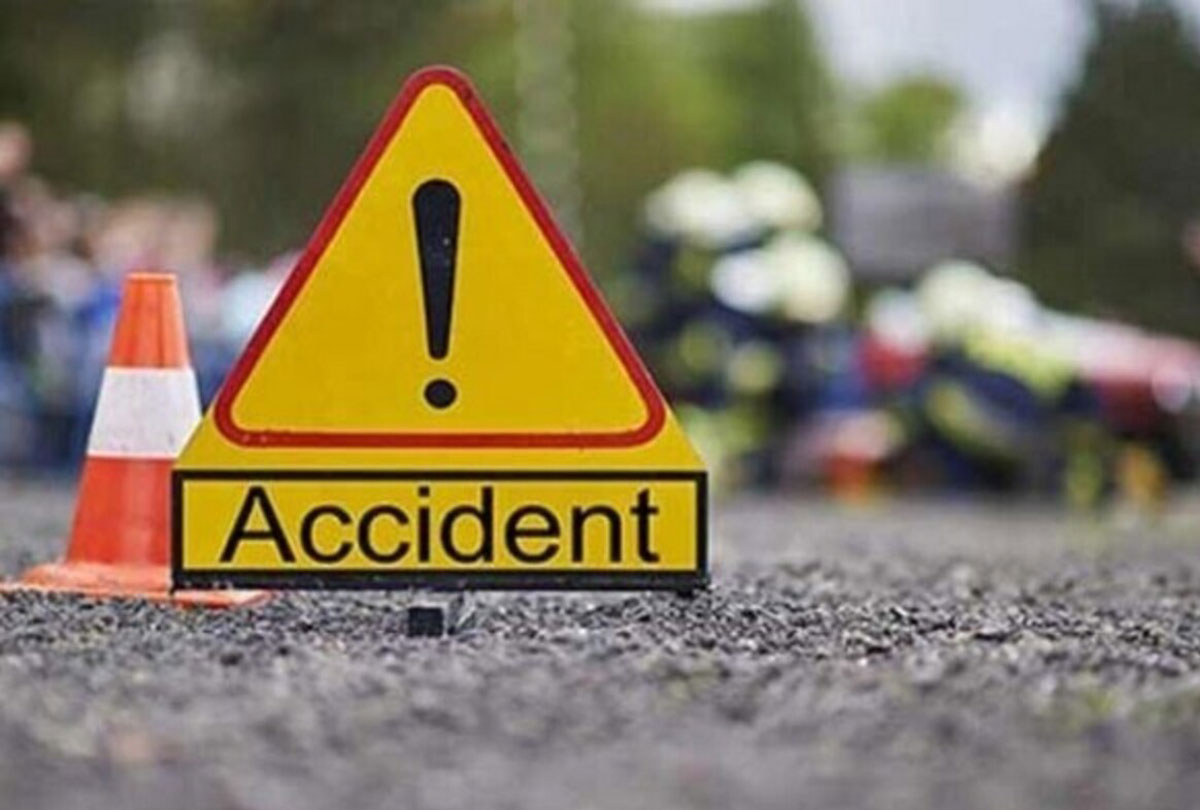 Car hits 6 people in Darjeeling West Bengal