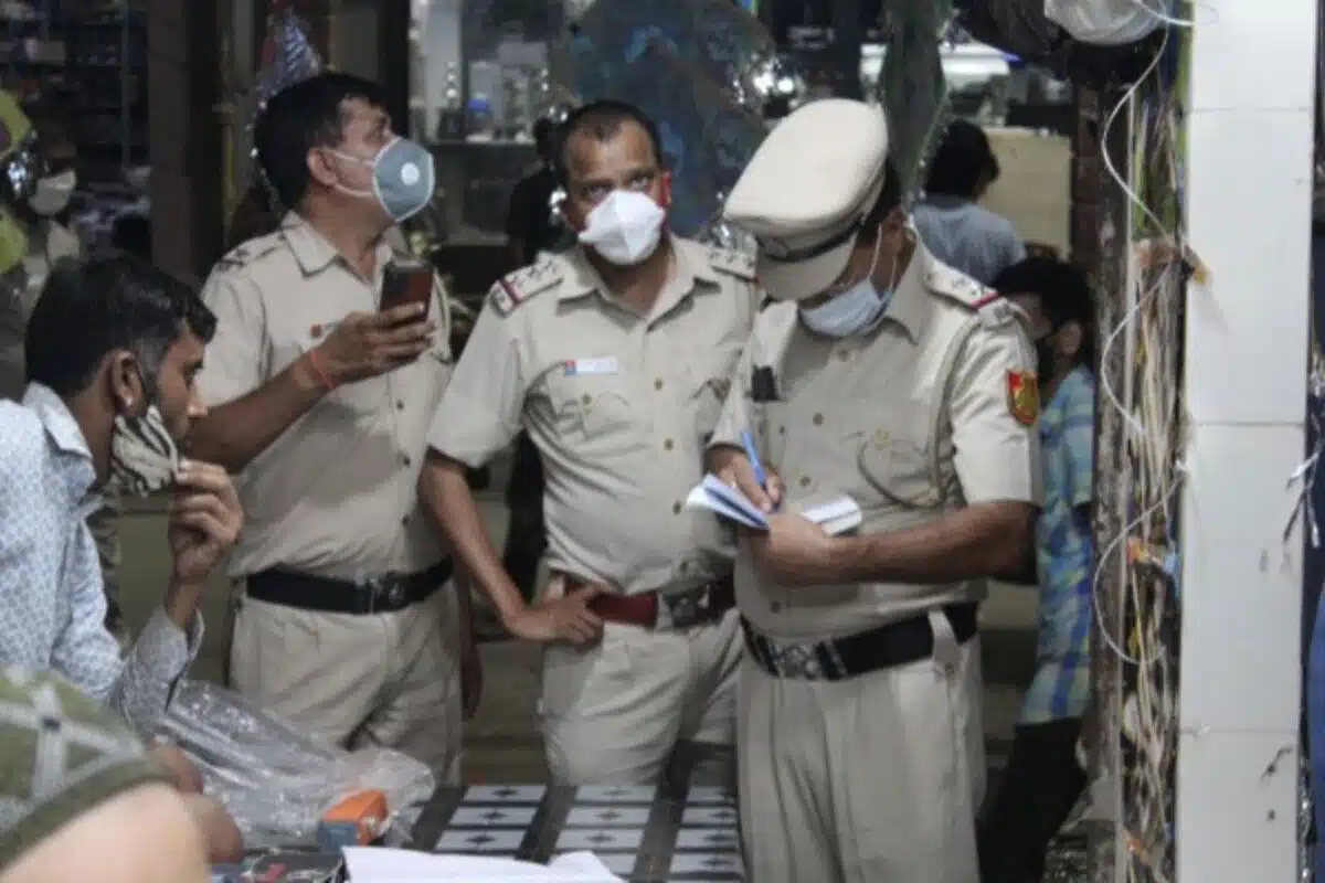 Delhi Police begins crackdown on illegal sale of Chinese manjha before Independence Day