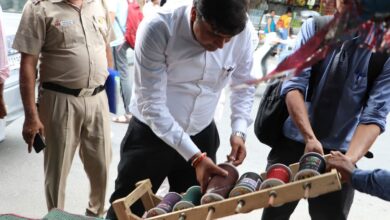 Delhi Police begins crackdown on illegal sale of Chinese manjha before Independence Day