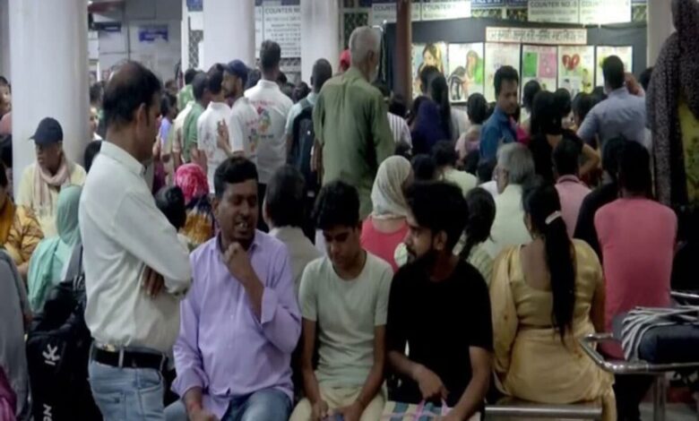 Doctors' protest at Delhi's RML hospital disrupted services