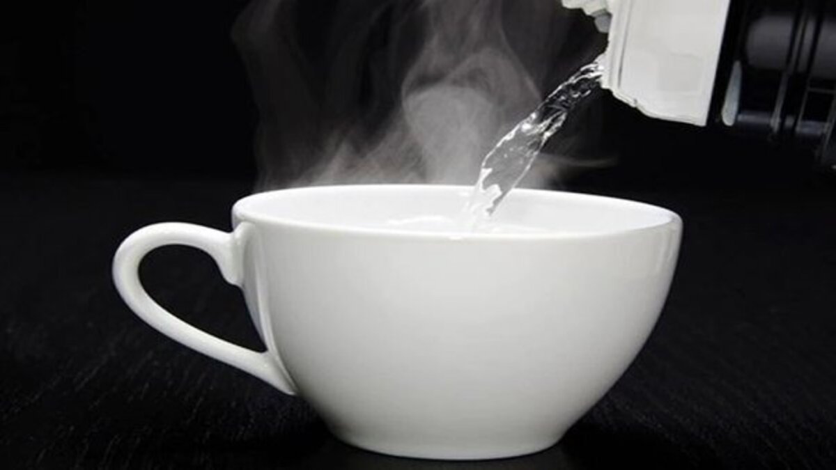 How and when to drink hot water to lose weight