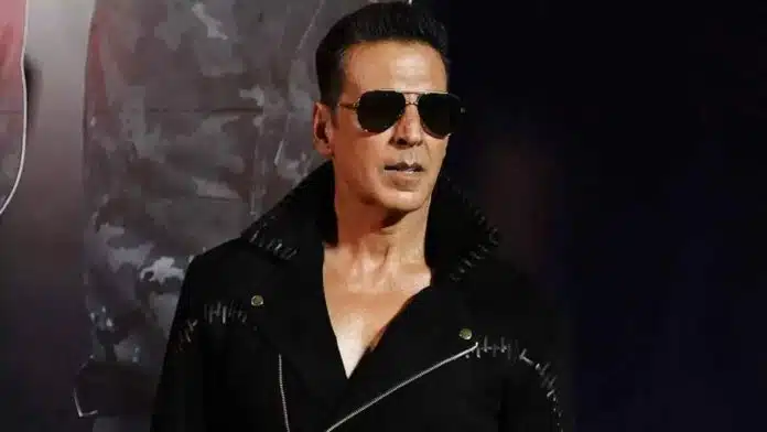 How did Akshay Kumar enter the film world