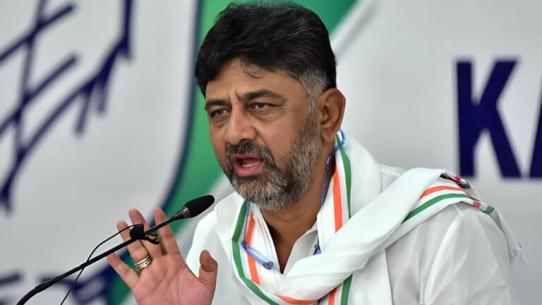 Karnataka के उपमुख्यमंत्री DK Shivakumar ने MUDA घोटाले पर कहा; “BJP गैर-मुद्दे को मुद्दा बनाने की कोशिश कर रही है”