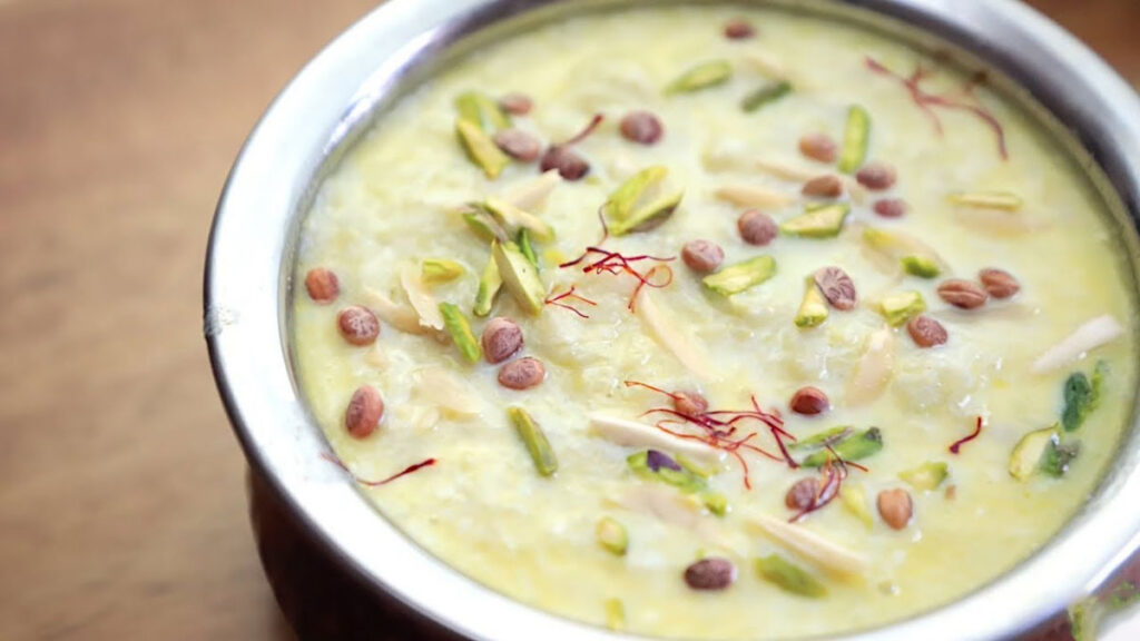 Know how to make delicious bottle gourd kheer at home