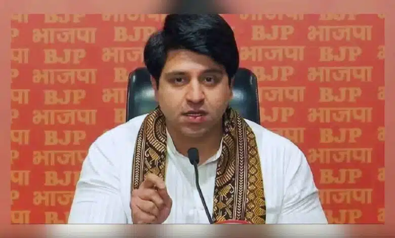 Kolkata Rape & Murder case Shehzad Poonawalla target Mamata Banerjee