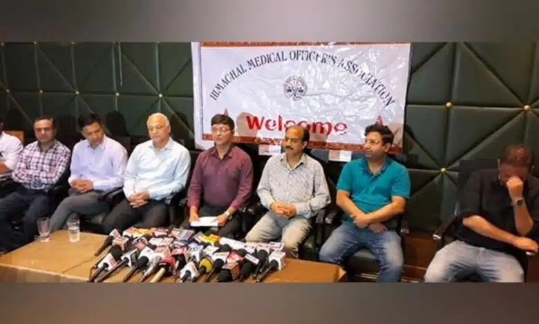 Kolkata rape-murder case Himachal Pradesh Medical Officer Association took part in the doctors' strike