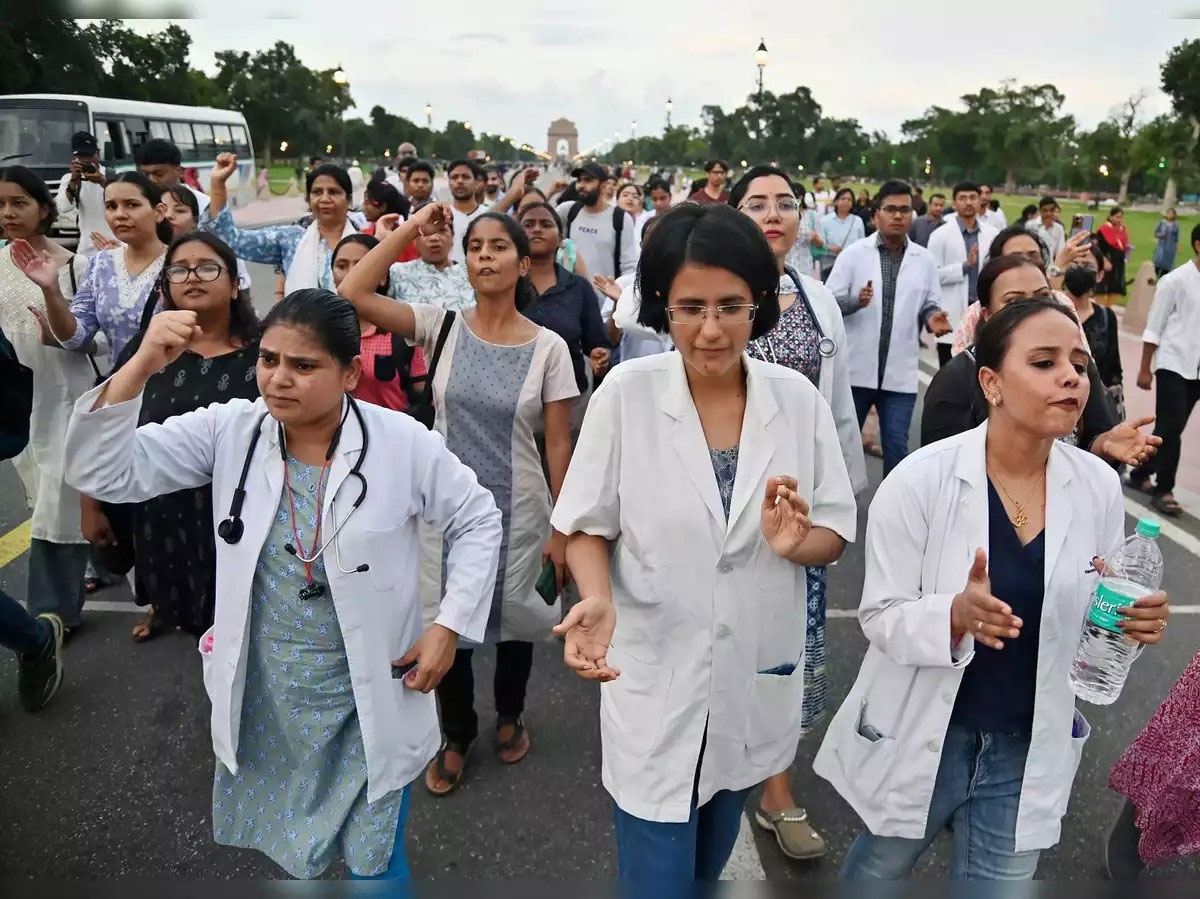 Kolkata rape-murder case Himachal Pradesh Medical Officer Association took part in the doctors' strike