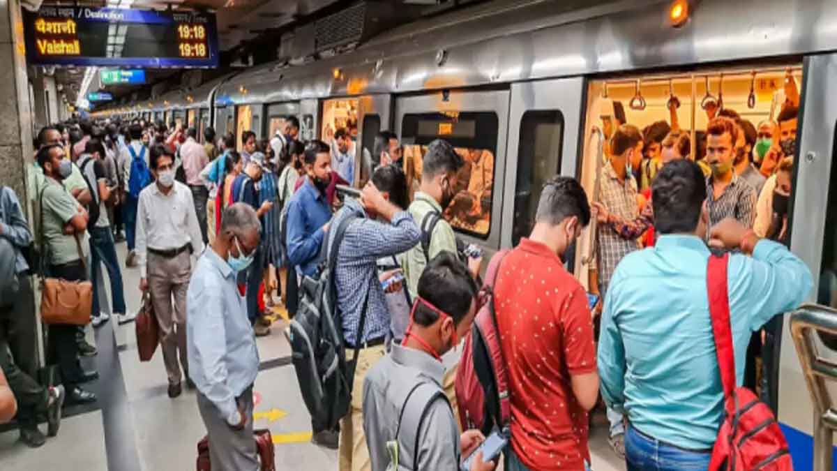 Long queues may be seen at all Delhi Metro stations, security checks will increase