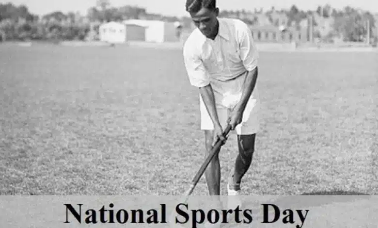On National Sports Day Mansukh Mandaviya paid floral tribute to Hockey's Major Dhyan Chand