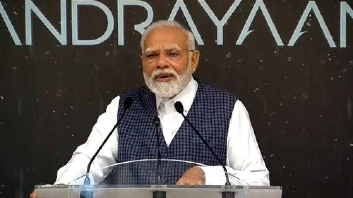 PM Modi and Amit Shah extended on the1st National Space Day