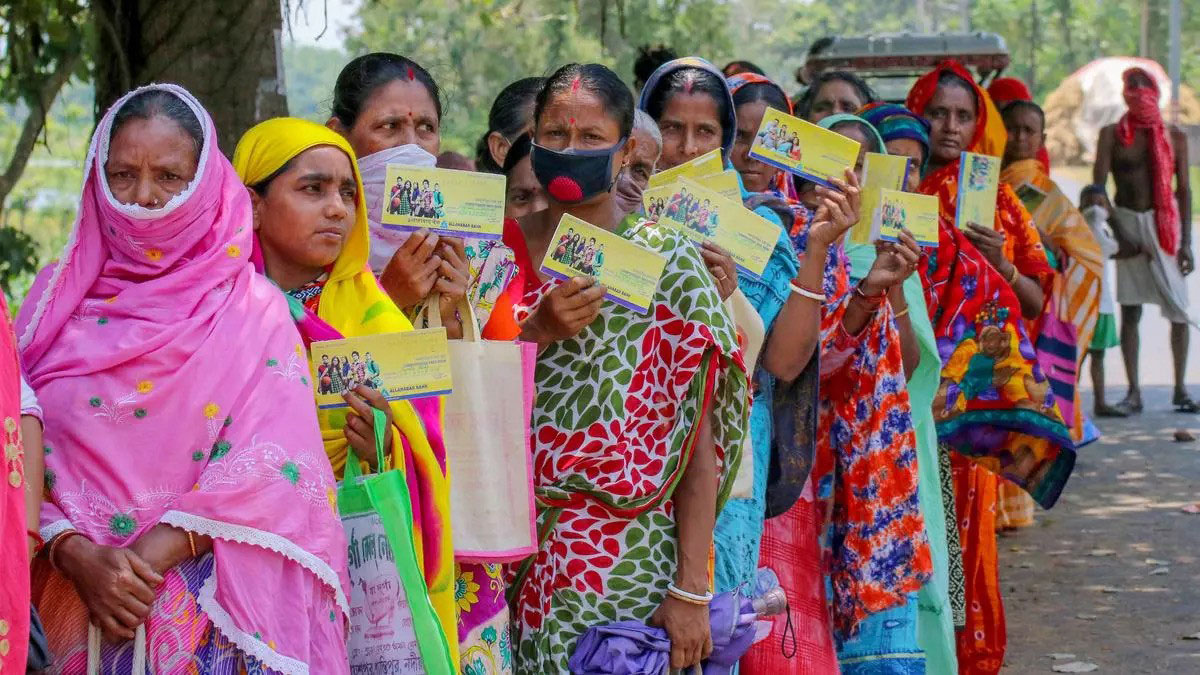 PM Modi's Jan Dhan Yojana completes 10 years