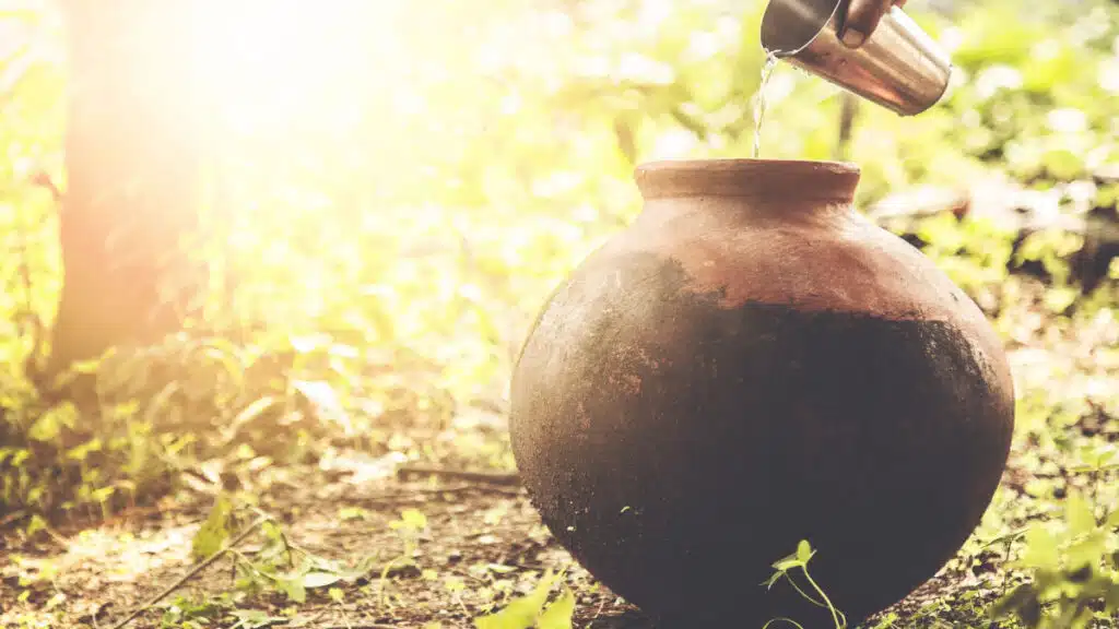 Pitcher Water Why should one drink water from an earthen pot in summer