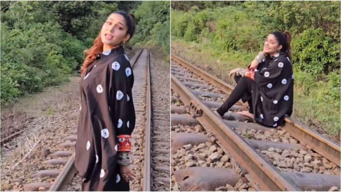 Sapna Chaudhary dances on the railway track, users said- move away, the train will come