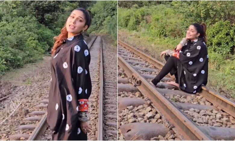 Sapna Chaudhary dances on the railway track, users said- move away, the train will come