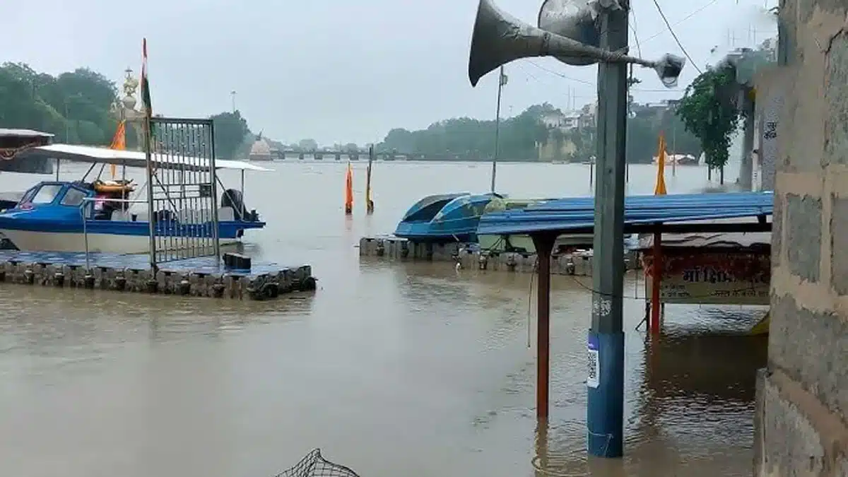 The water level of Shipra river rises in Madhya Pradesh