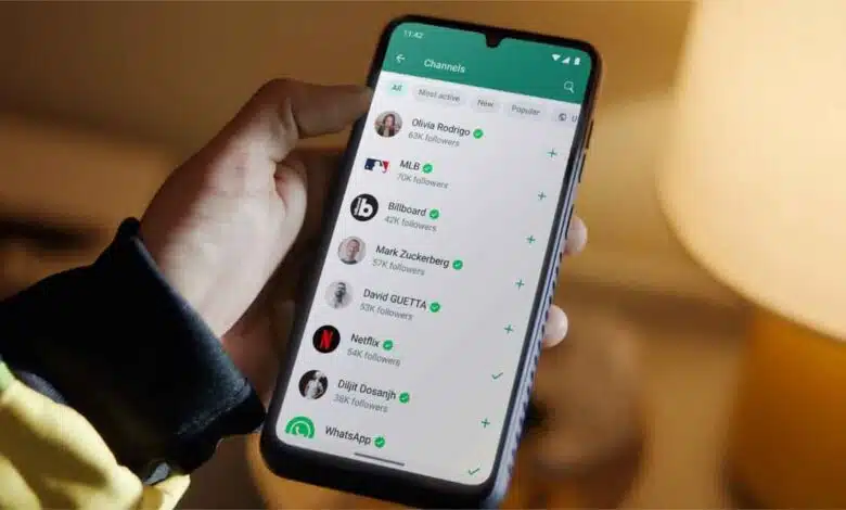 This new feature has come in WhatsApp, now you can read voice notes instead of listening