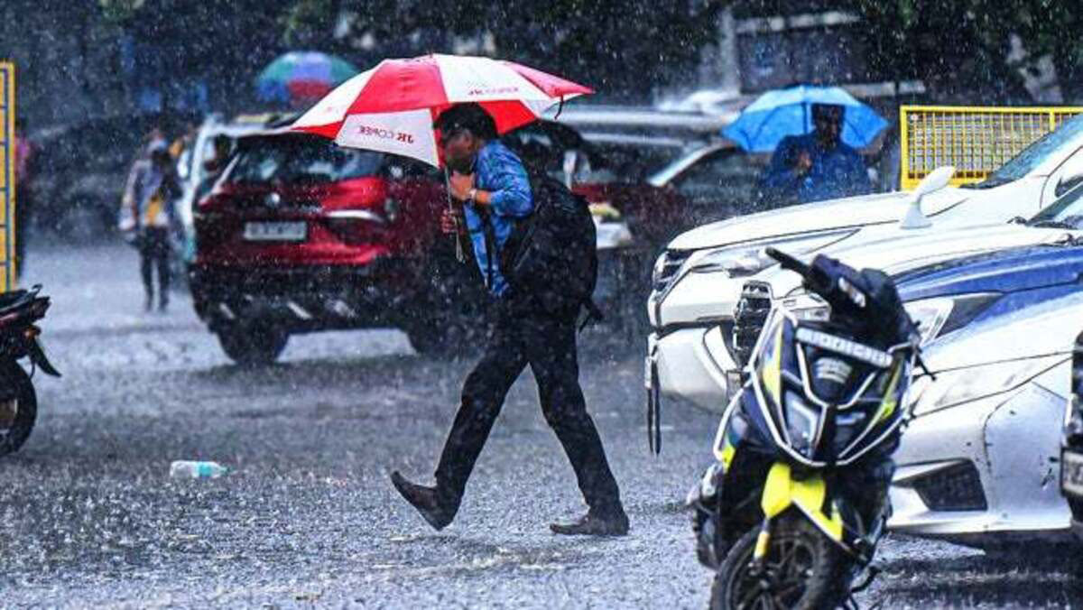 Waterlogging in Vapi after heavy rains in Gujarat