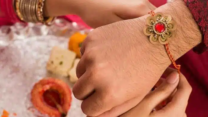 Wear these 8 suits on Rakshabandhan and you will look like an Apsara