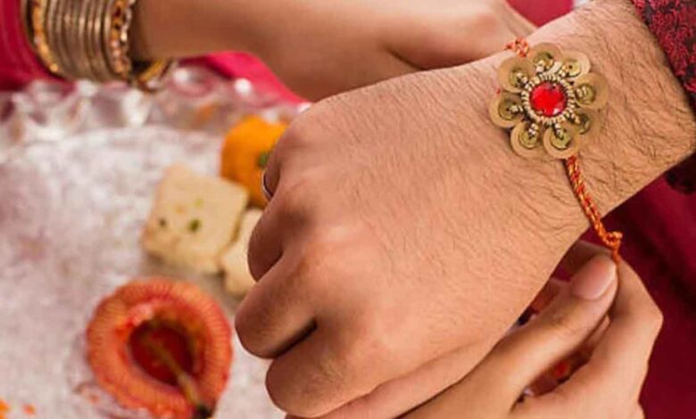 Wear these 8 suits on Rakshabandhan and you will look like an Apsara