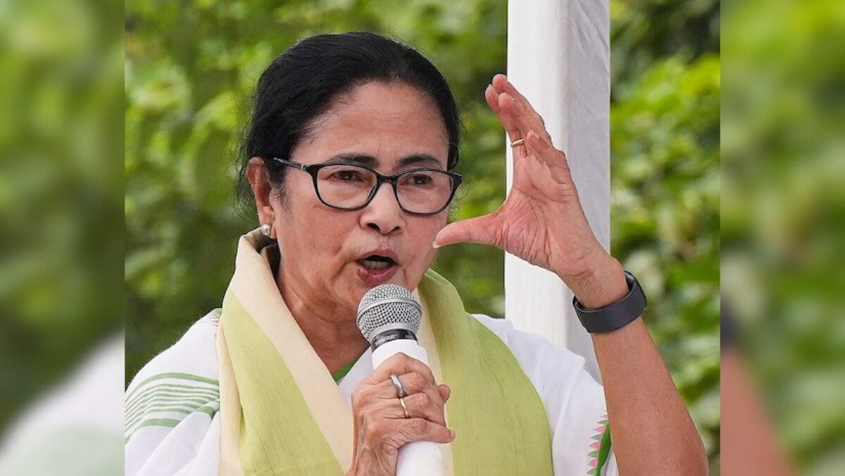 West Bengal Leader of Opposition Suvendu Adhikari and BJP MLAs protest in Assembly against Kolkata doctor rape-murder case