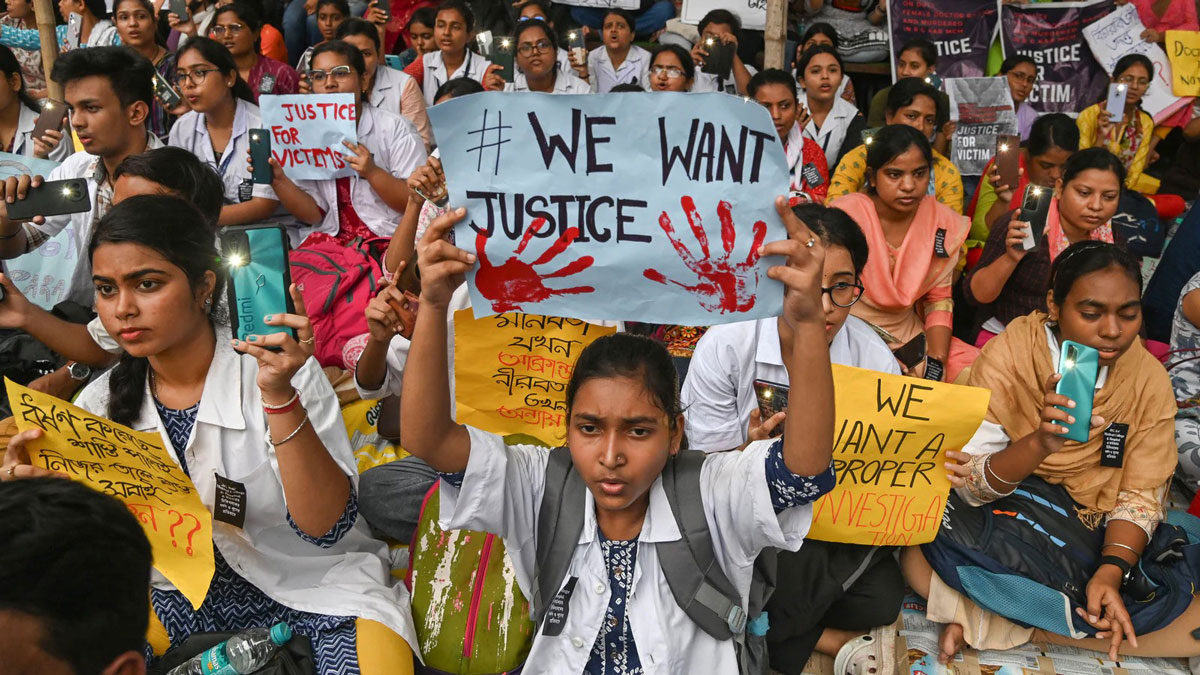 West Bengal Leader of Opposition Suvendu Adhikari and BJP MLAs protest in Assembly against Kolkata doctor rape-murder case