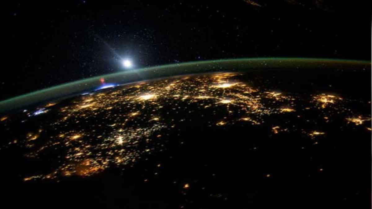 What does the earth look like from Space It will surprise you