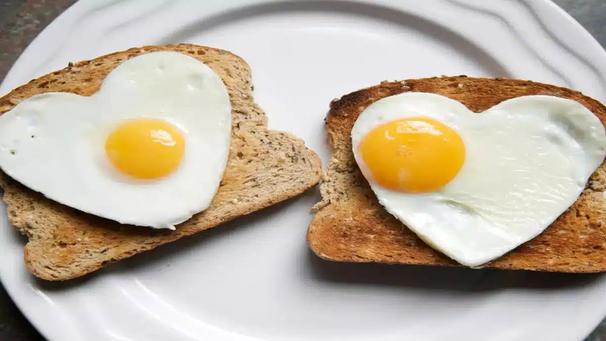 What effect does eating eggs every day have on your body