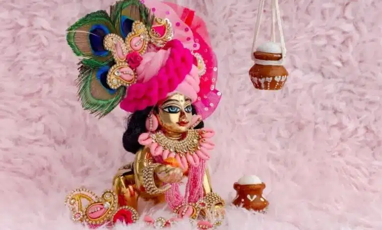 What should be offered to Laddu Gopal