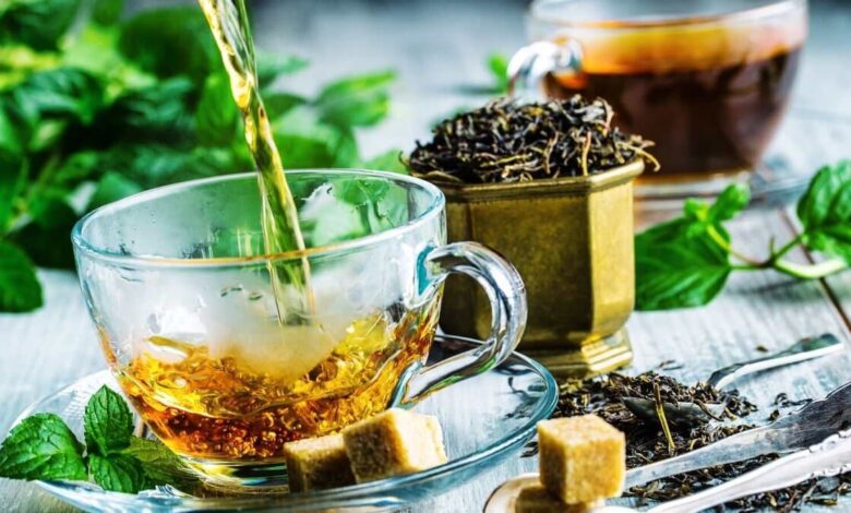 When should one drink green tea to lose weight