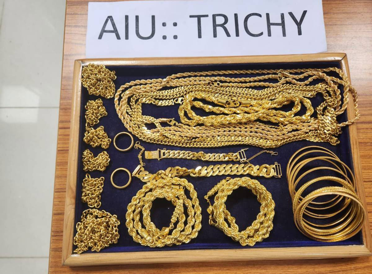 female passenger arrest with 2291 gr of gold at Trichy airport in Tamil Nadu