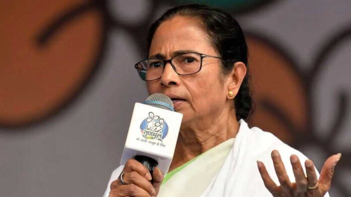 Mamata Banerjee to amend law to provide death penalty for rapists