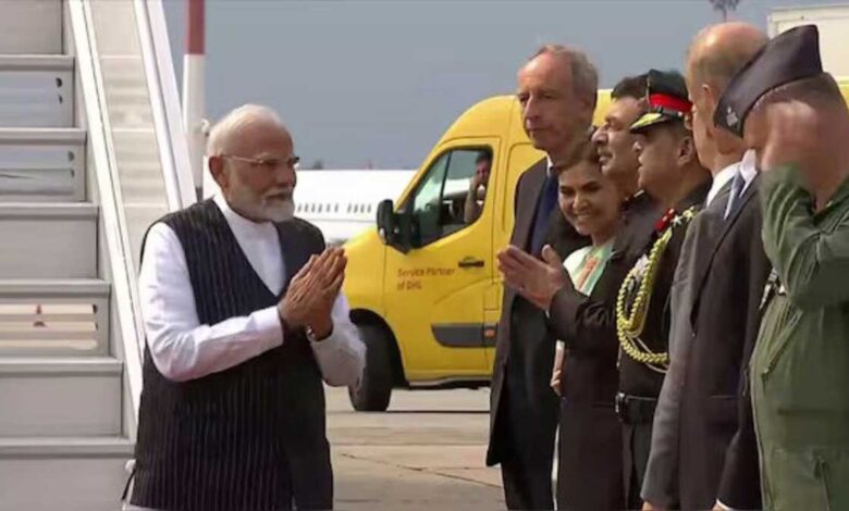 PM Modi from Poland not time for war