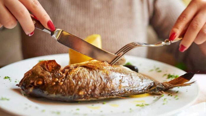 5 amazing benefits of eating Fish!