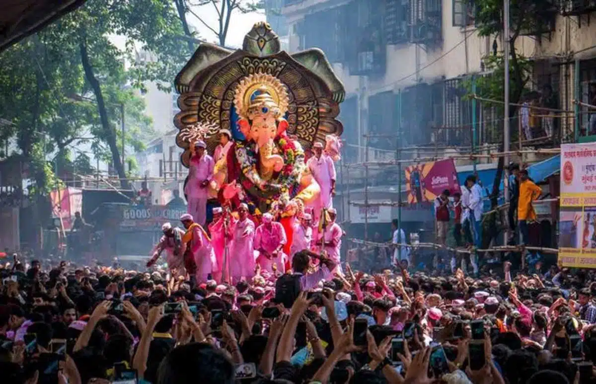 500 kg laddu made for Ganesh Chaturthi in Kolkata