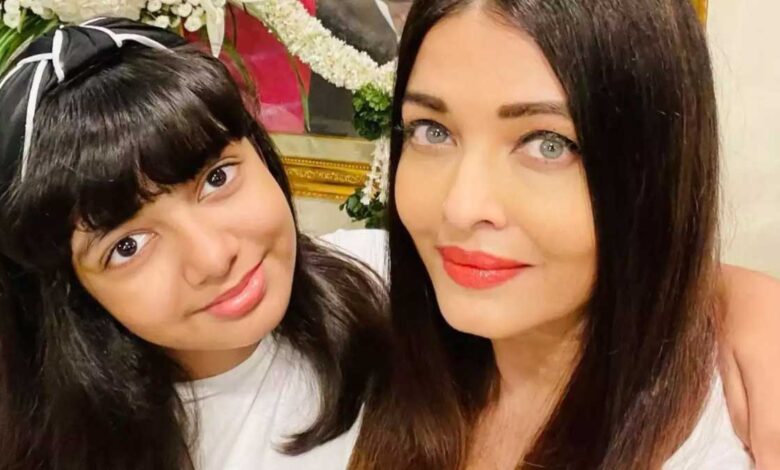 Aaradhya Bachchan and Aishwarya travel together to high profile events.