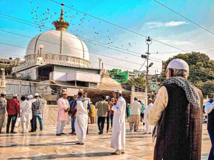 Ajmer Sharif Dargah will organize 4000 Kg veg langar on PM Modi's birthday