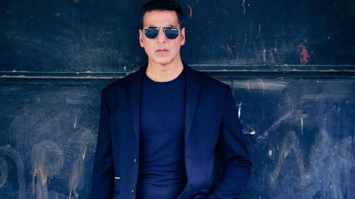 Akshay Kumar hints at announcing Priyadarshan's horror-comedy on birthday