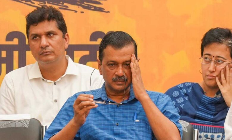 Arvind Kejriwal How difficult is it to remain an 'aam aadmi' now