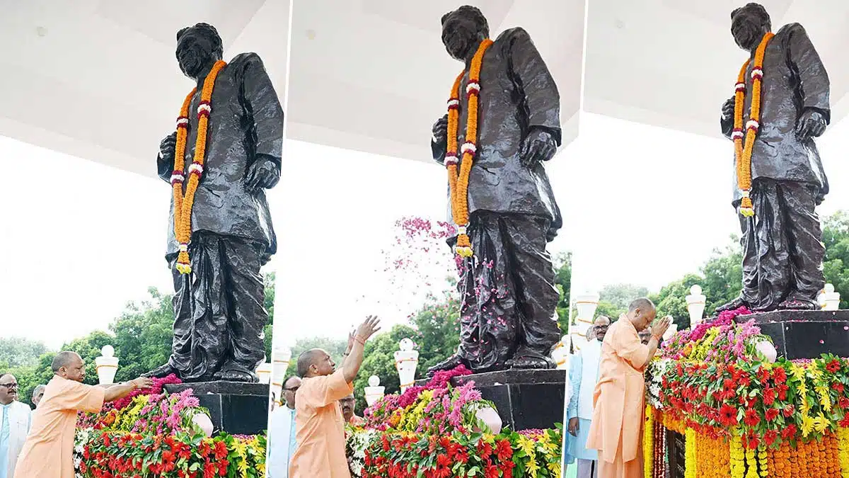 CM Yogi Adityanath unveiled the statue of Pandit Deen Dayal Upadhyay on birth anniversary