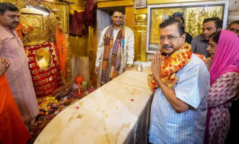 Delhi CM Arvind Kejriwal offers prayers at Hanuman temple a day after getting bail