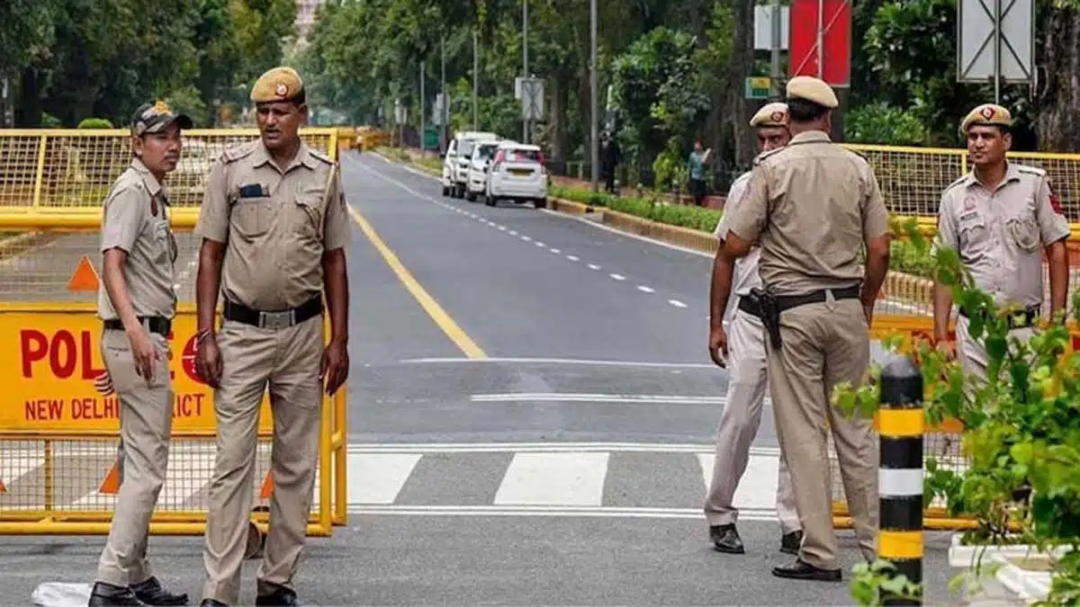 Delhi Police constable dies in road rage incident