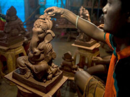 Demand for ecofriendly Ganesh idols in Madhya Pradesh markets