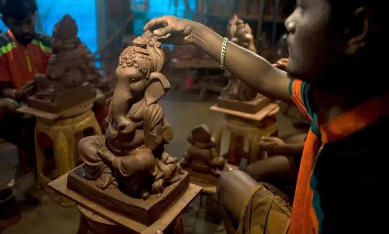 Demand for ecofriendly Ganesh idols in Madhya Pradesh markets