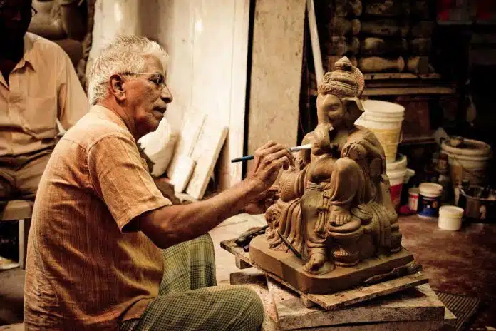 Eco friendly Ganesha idols are being prepared in the country for Ganesh Chaturthi