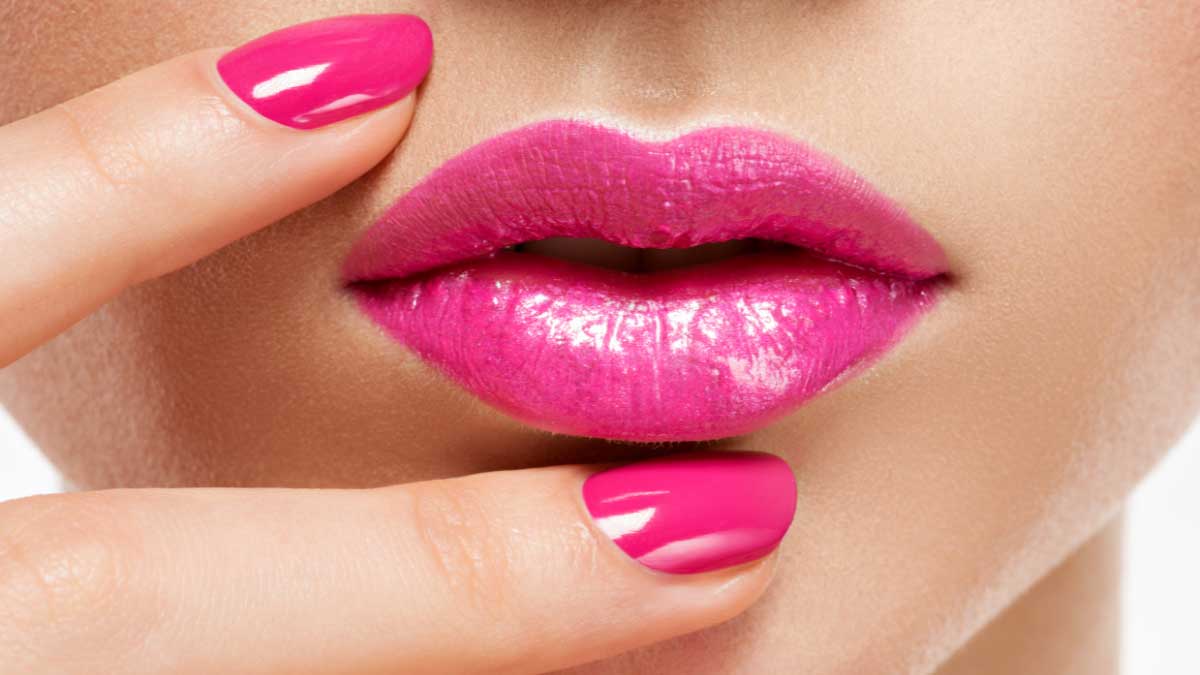 Get pink lips in just 5 days with home remedies!