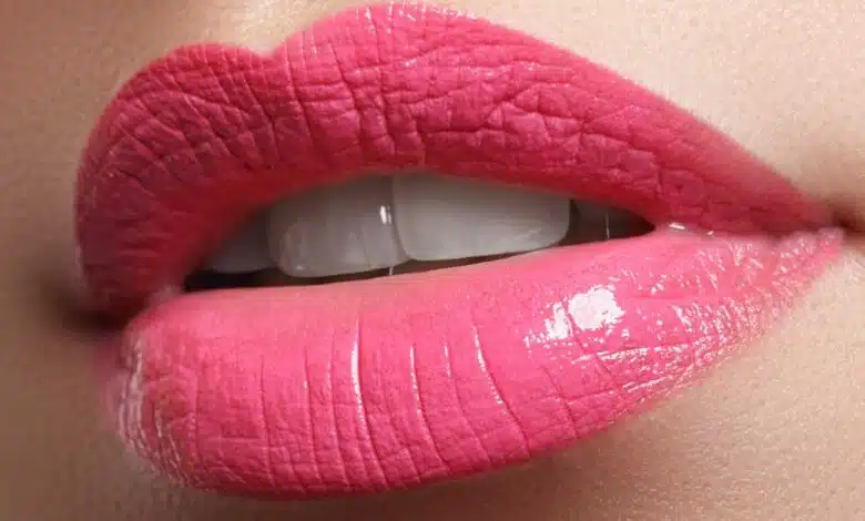 Get pink lips in just 5 days with home remedies!