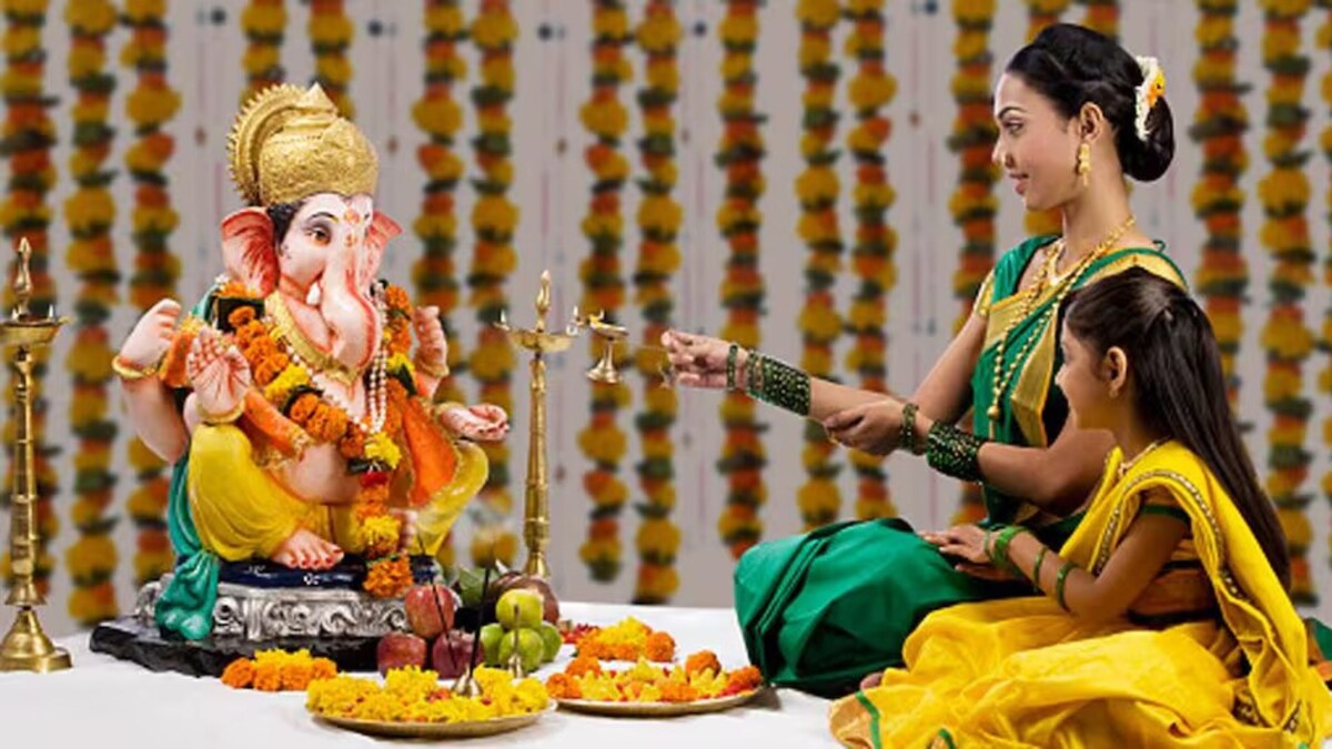 How to set up ganesh chaturthi at home