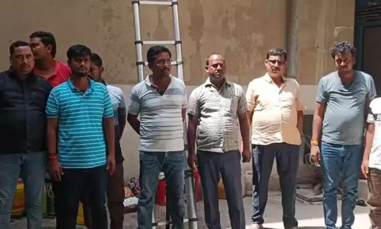 JDU block president and 14 others arrested in liquor party in Bihar