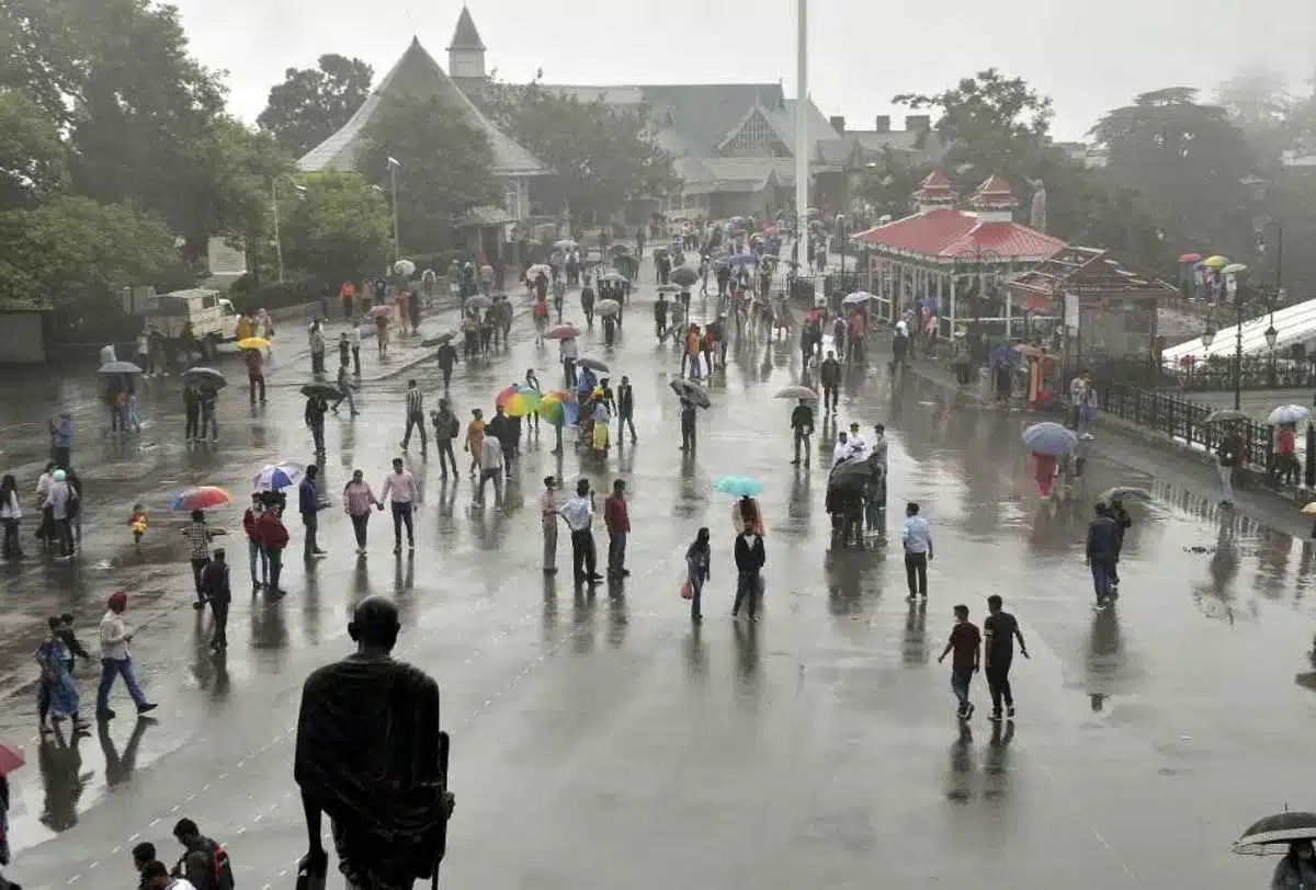 Light to moderate rain in Himachal Pradesh